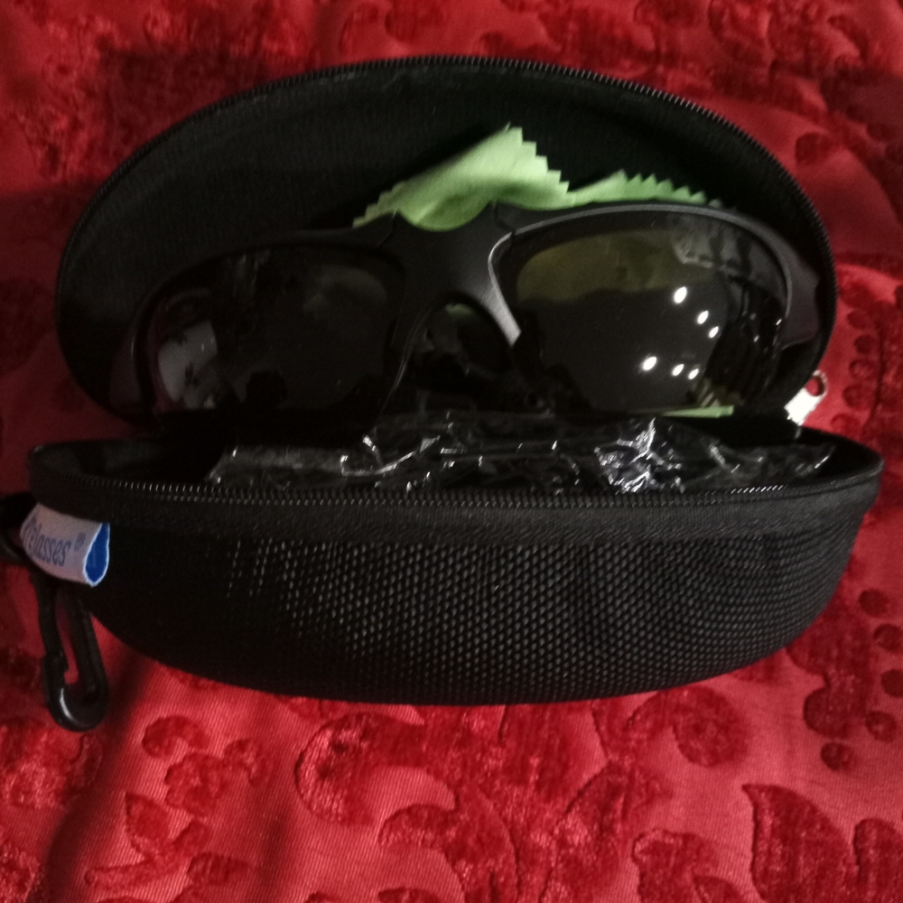 Blue Tooth Sunglasses